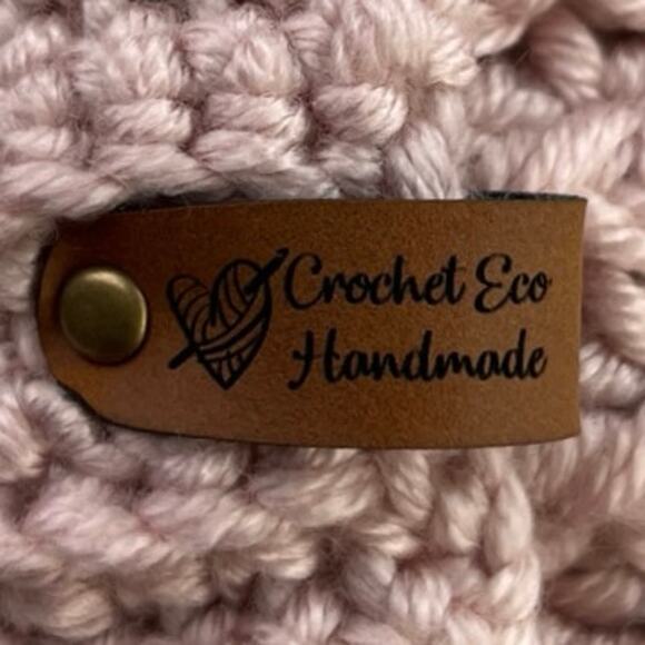 Women's Pink Crochet Ribbed Knit Handmade Detachable Pom Pom Beanie Hat One Size - Picture 4 of 4